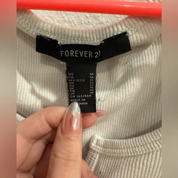 Forever 21 White Ribbed Notched Tank Top M - Picture 3 of 4